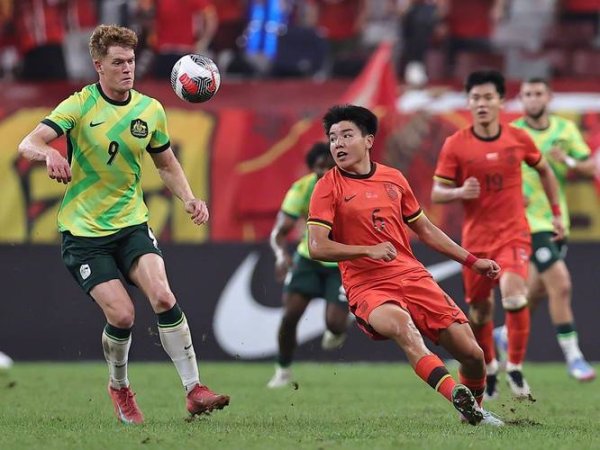 星空体育 中卫建功门将神扑，U23亚洲杯战胜澳大利亚，国足U23淘汰赛在望